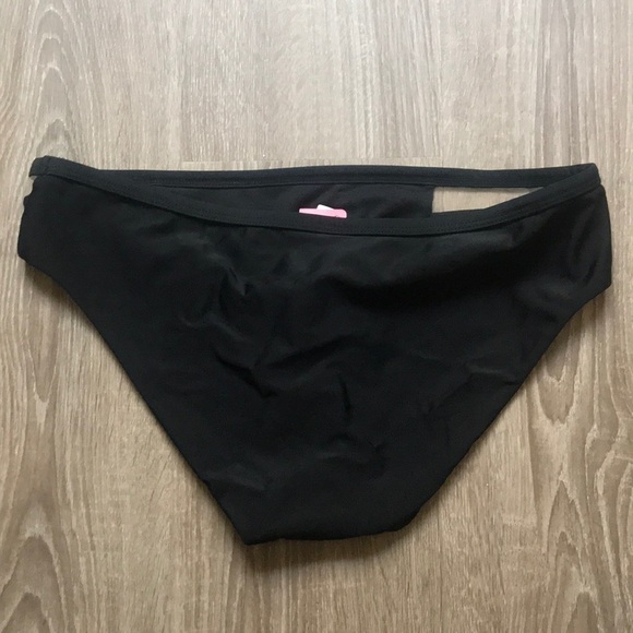 Cheeky sheer panel swim bottom - Picture 4 of 4